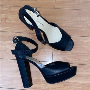 Super cute Jessica Simpson heel!